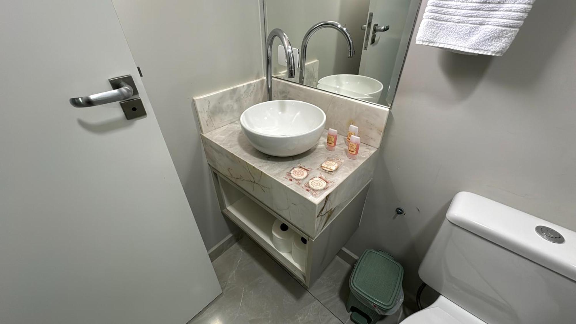 16- Studio Decorado Perfeito Para Casal!!! Curitiba Ngoại thất bức ảnh